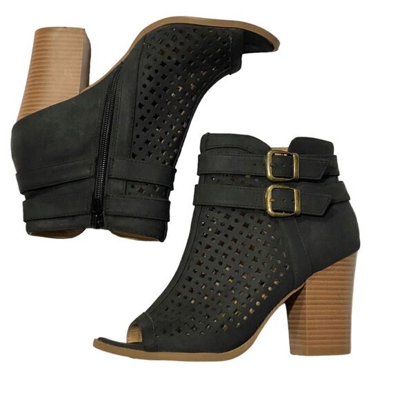 Brash Black Laser Cut Open Peep Toe Booties Size 8.5 - Picture 3 of 9